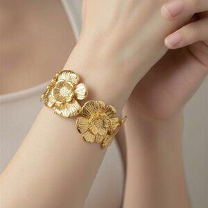304 Stainless Steel Vintage Floral Bracelet Flower Cuff w/Blooming Botanical